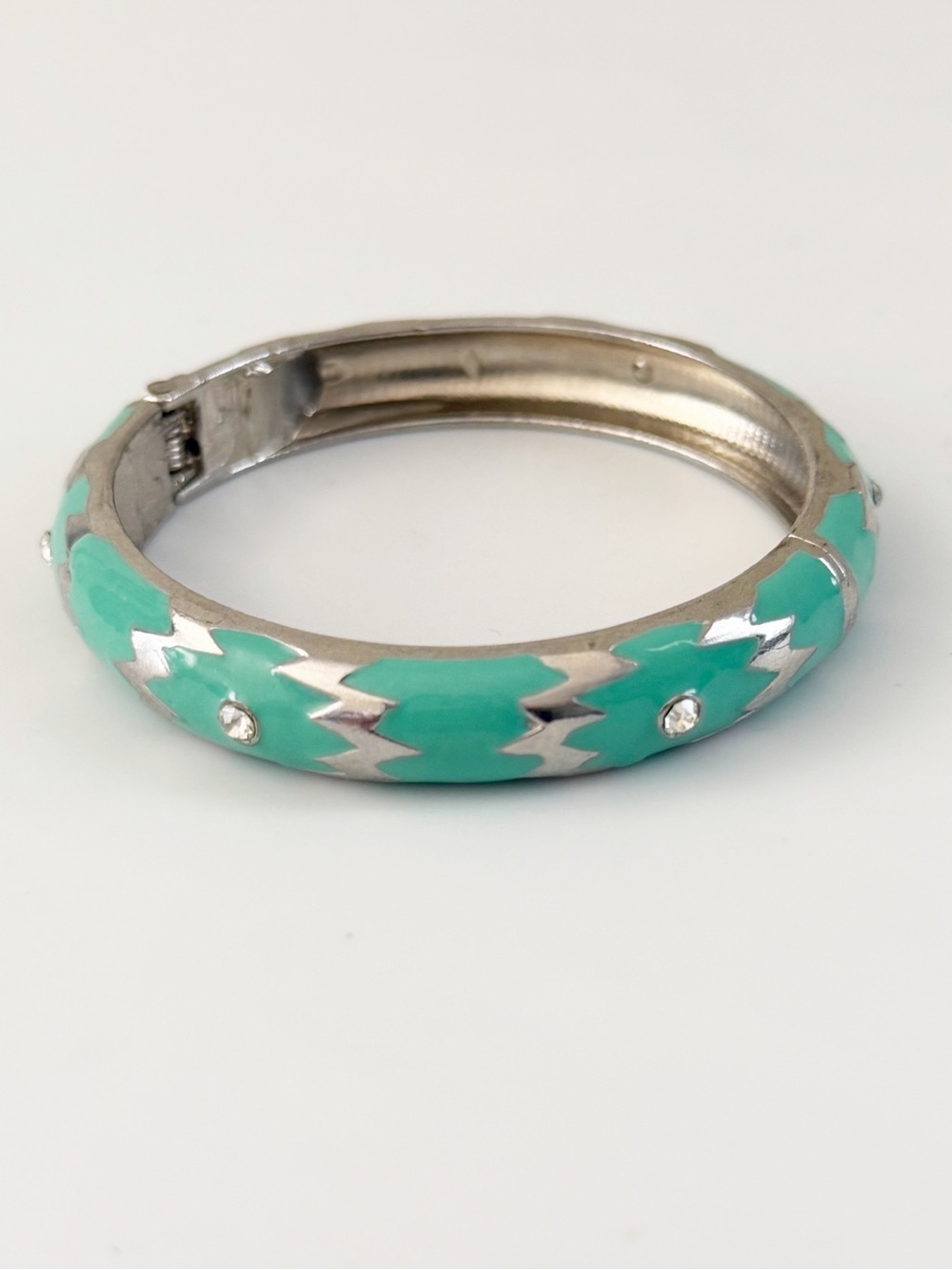 Boho Southwestern Enamel Rhinestone Silver Tone Turquoise Hinged Bangle Bracelet